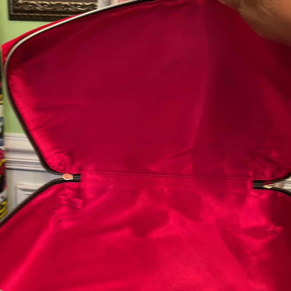 Estée Lauder make up case, good for storing make up in. - Picture 3 of 5